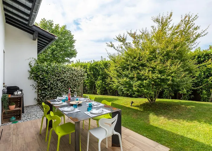 Manureva - Piscine Au Sel 度假居 比亚里茨