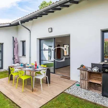 Easy Cles - 5 Bedrooms Heated Pool Ac Holiday home *