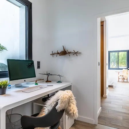 Manureva - Piscine Au Sel Nyaraló