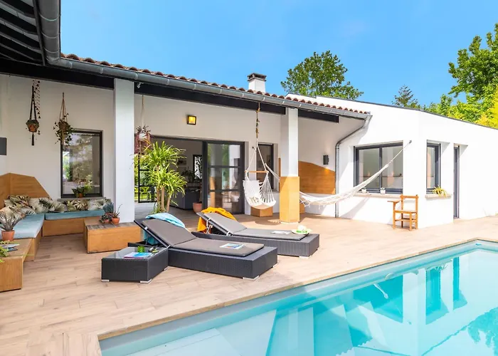 Manureva - Piscine Au Sel * بياريتز